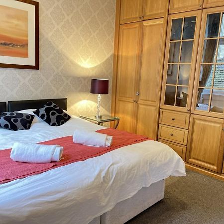 Royal Mile Mansions 2 Bedroom - Edinburgh City Centre Zewnętrze zdjęcie