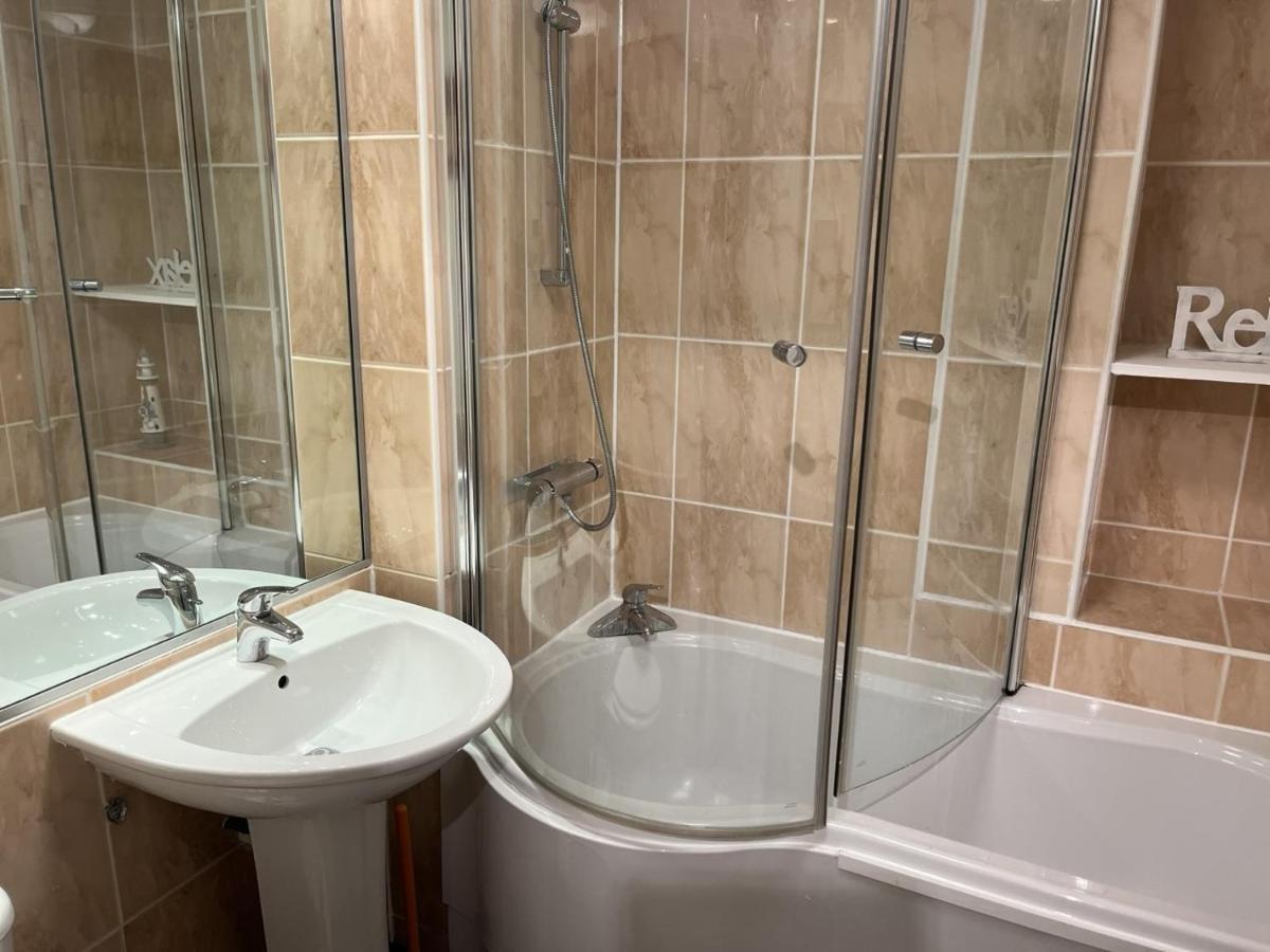 Royal Mile Mansions 2 Bedroom - Edinburgh City Centre Zewnętrze zdjęcie